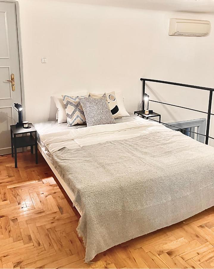 Blue Mirror Apartment 布达佩斯 外观 照片