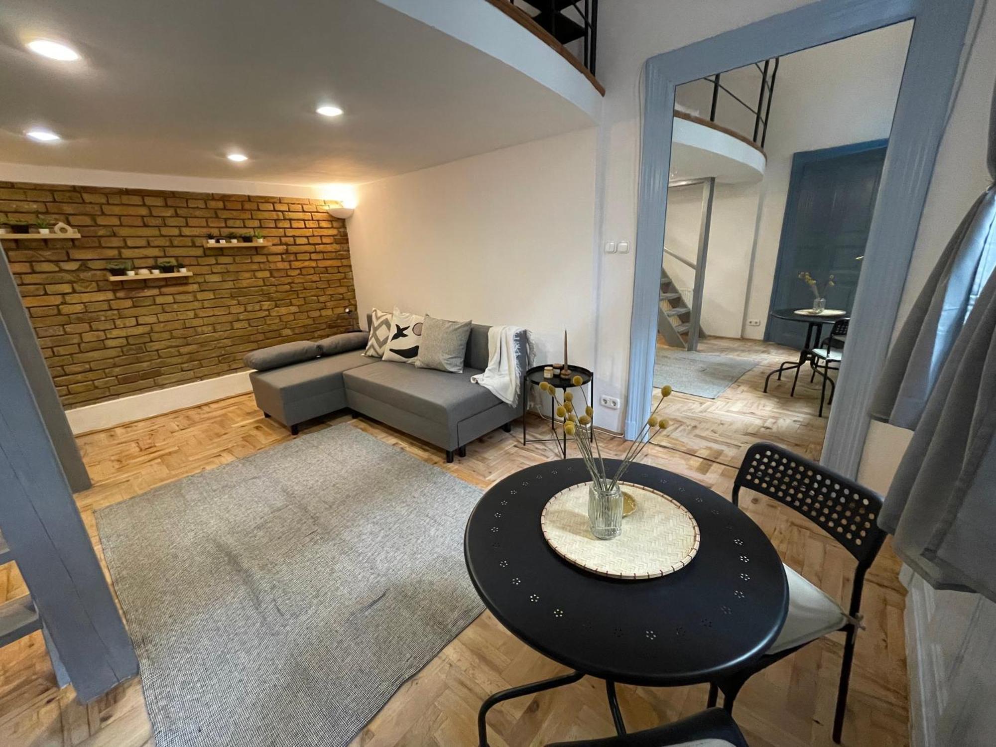 Blue Mirror Apartment 布达佩斯 外观 照片